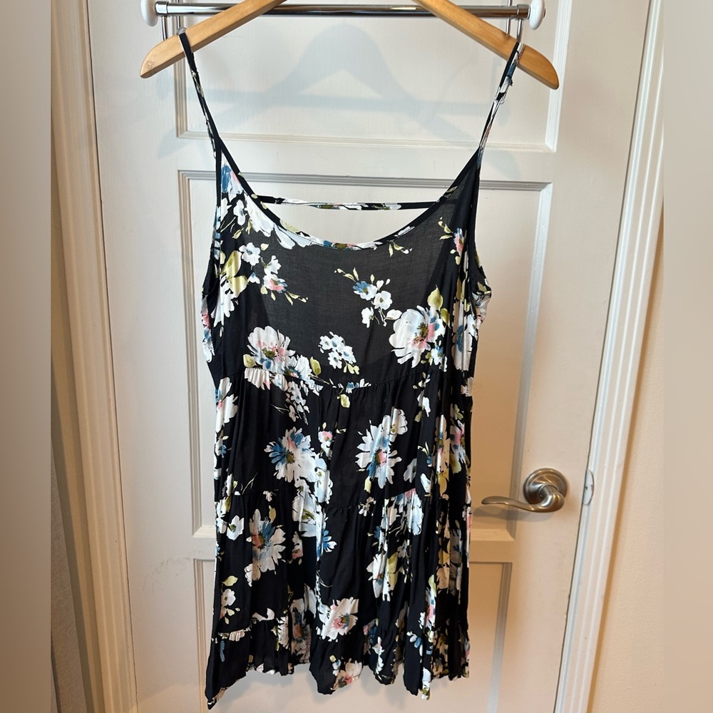 Brandy Melville Black Floral Open Back Sundress, Size S
